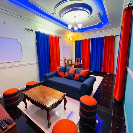 Charmante Maison Cozy Et Conviviale Bafoussam Luaran gambar