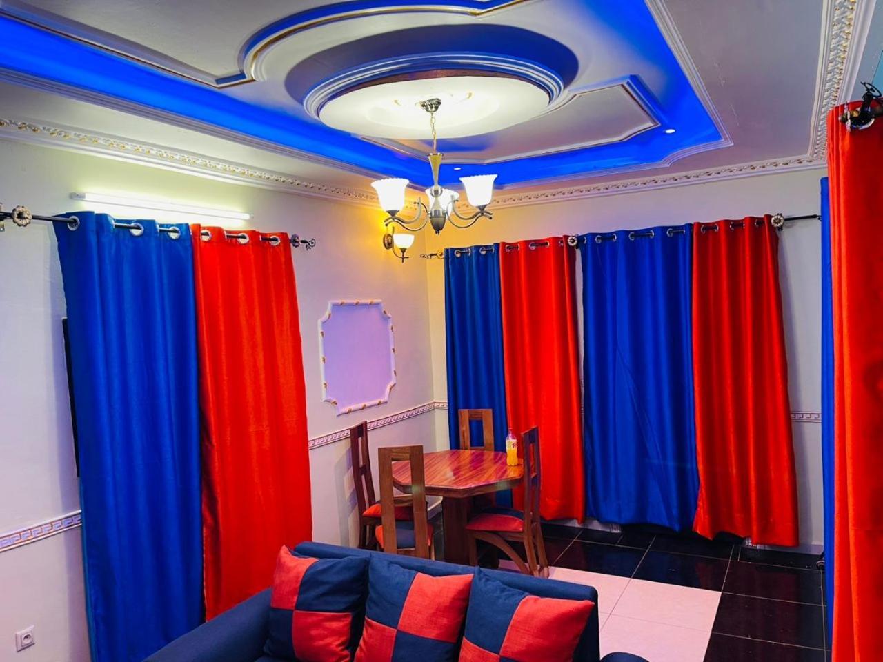 Charmante Maison Cozy Et Conviviale Bafoussam Luaran gambar